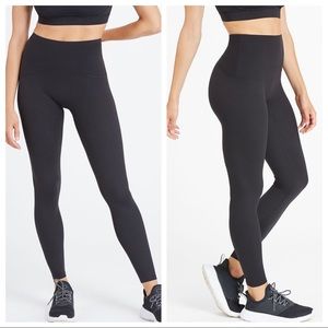 NEW Spanx Booty Boost Active Leggings